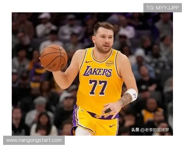 东契奇季后赛使用率激增独行侠进攻结构调整显现新策略 东契奇季后赛使用率激增独行侠进攻结构调整显现新策略